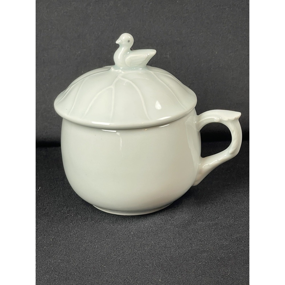 Porcelain Celadon Cabbage Lidded Coffee Tea Cup with Bird Handle Lid Marked - Picture 1 of 10